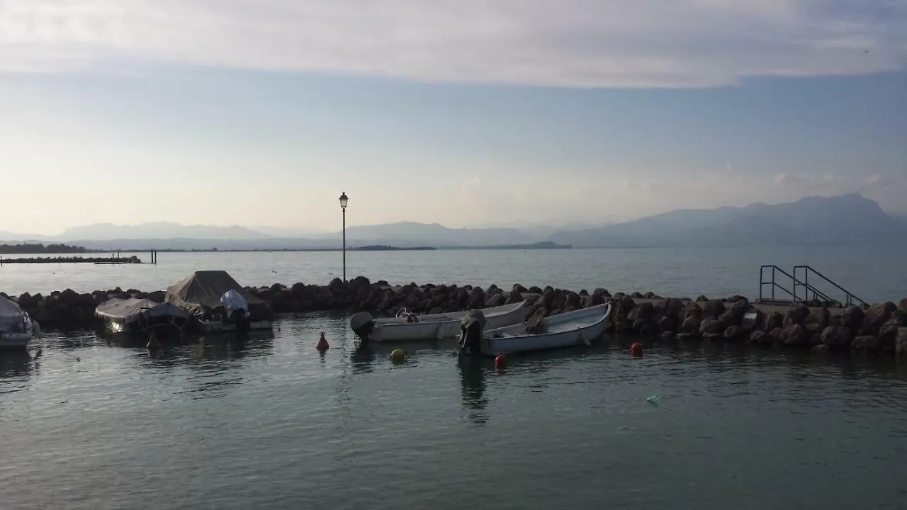 Hotel Cristallo Peschiera del Garda 2*,